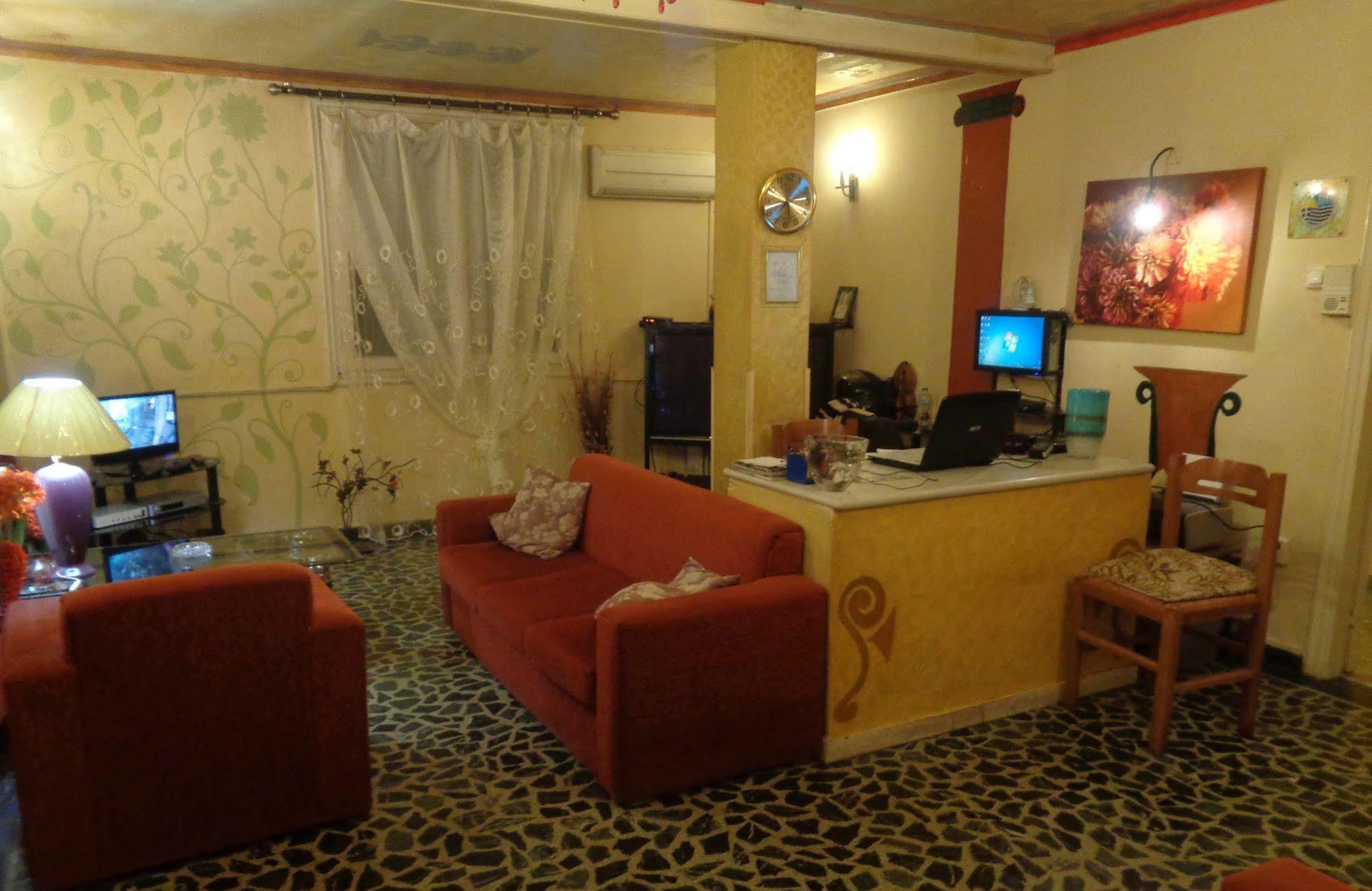 Athens House Hostel ภายนอก รูปภาพ